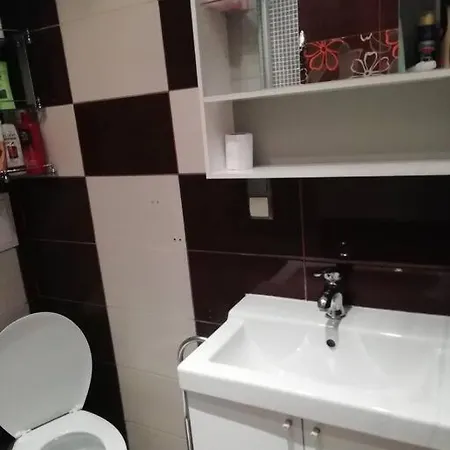 Apartman Zen - On Metro, Ultra Fast Wi-fi Szófia