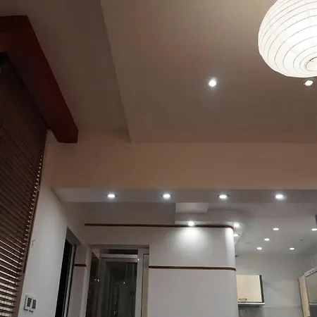 Zen - On Metro, Ultra Fast Wi-fi Apartman *