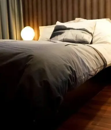 Zen - On Metro, Ultra Fast Wi-fi Sofía