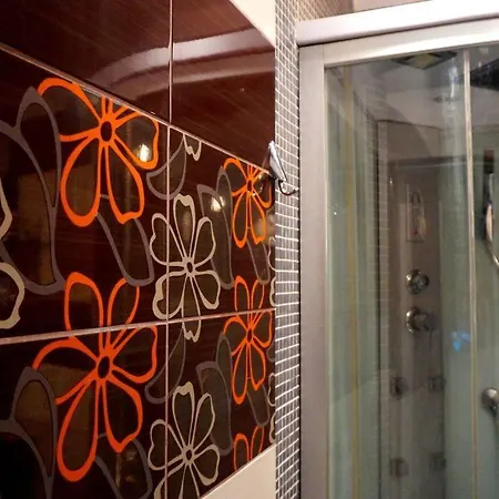 Zen - On Metro, Ultra Fast Wi-fi Apartment Sofia