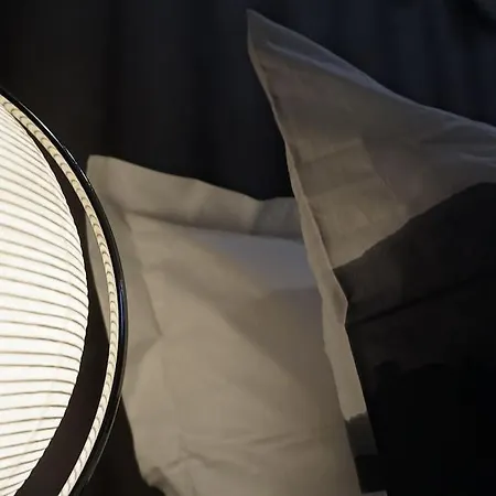 Zen - On Metro, Ultra Fast Wi-fi Apartamento *